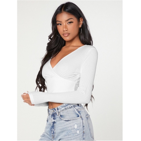 Deep V Neck Long Sleeve Rib-knit White Crop Top - Picture 4 of 13